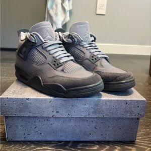 Jordan 4 Retro SE (GS) Box in Gray Cements